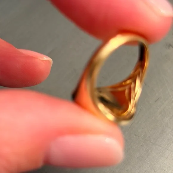 David Yurman Initial “E” Pinky Ring - 18K yellow gold & diamond - Picture 7 of 15